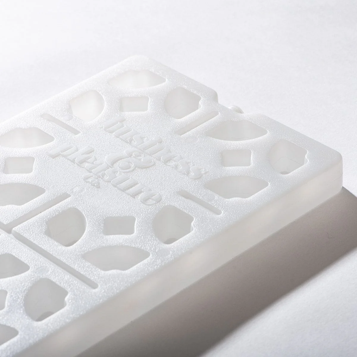 The Breeze Block Ice Pack - Antique White - Image 4